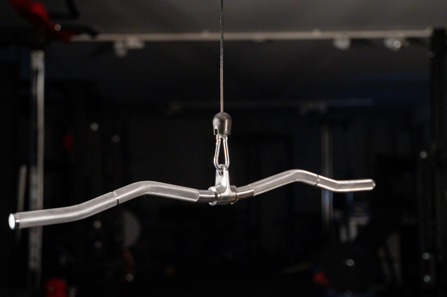 Multi-Grip Curl Bar mit Drehgelenk SQMIZE® V8 Series MC-420 www.simpleproducts.at