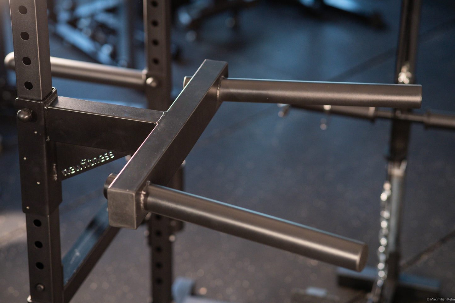 Power Rack newfitness® NE611 FOX LINE, Höhe 204 cm www.simpleproducts.at