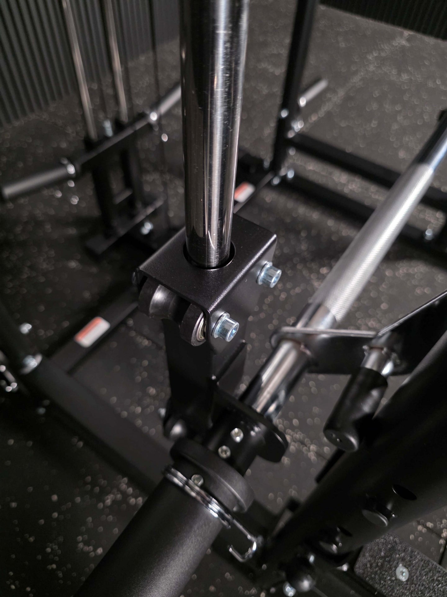 Tri Power Kraftstation SQMIZE® ELITE CLUB R784 XTR Linear Edition