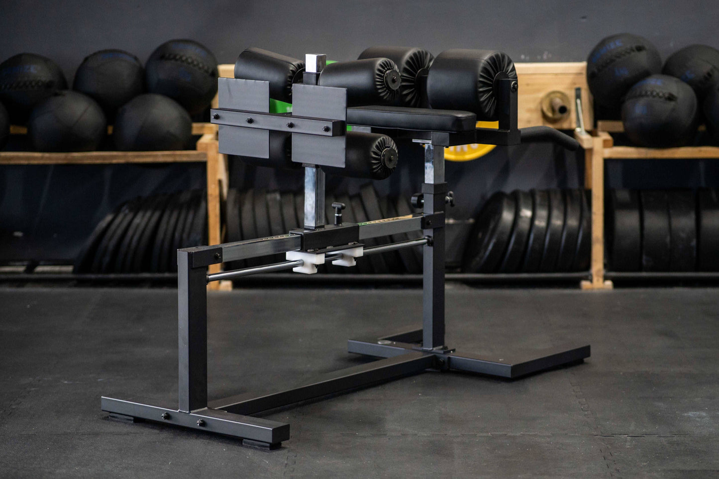 Glute Ham Developer SQMIZE® ELITE CLUB SQ-G1100 www.simpleproducts.at 