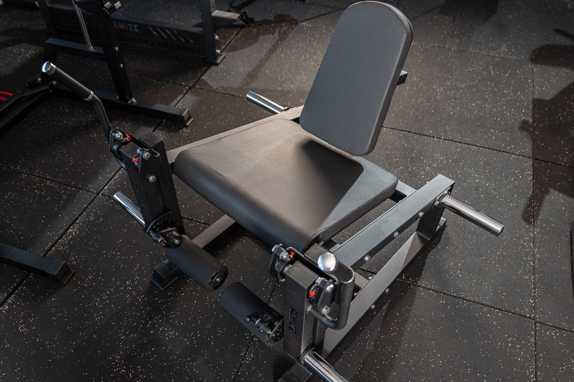 Iso-Laterale Leg Extension Station SQMIZE® POWER PACK LC9i www.simpleproducts.at 