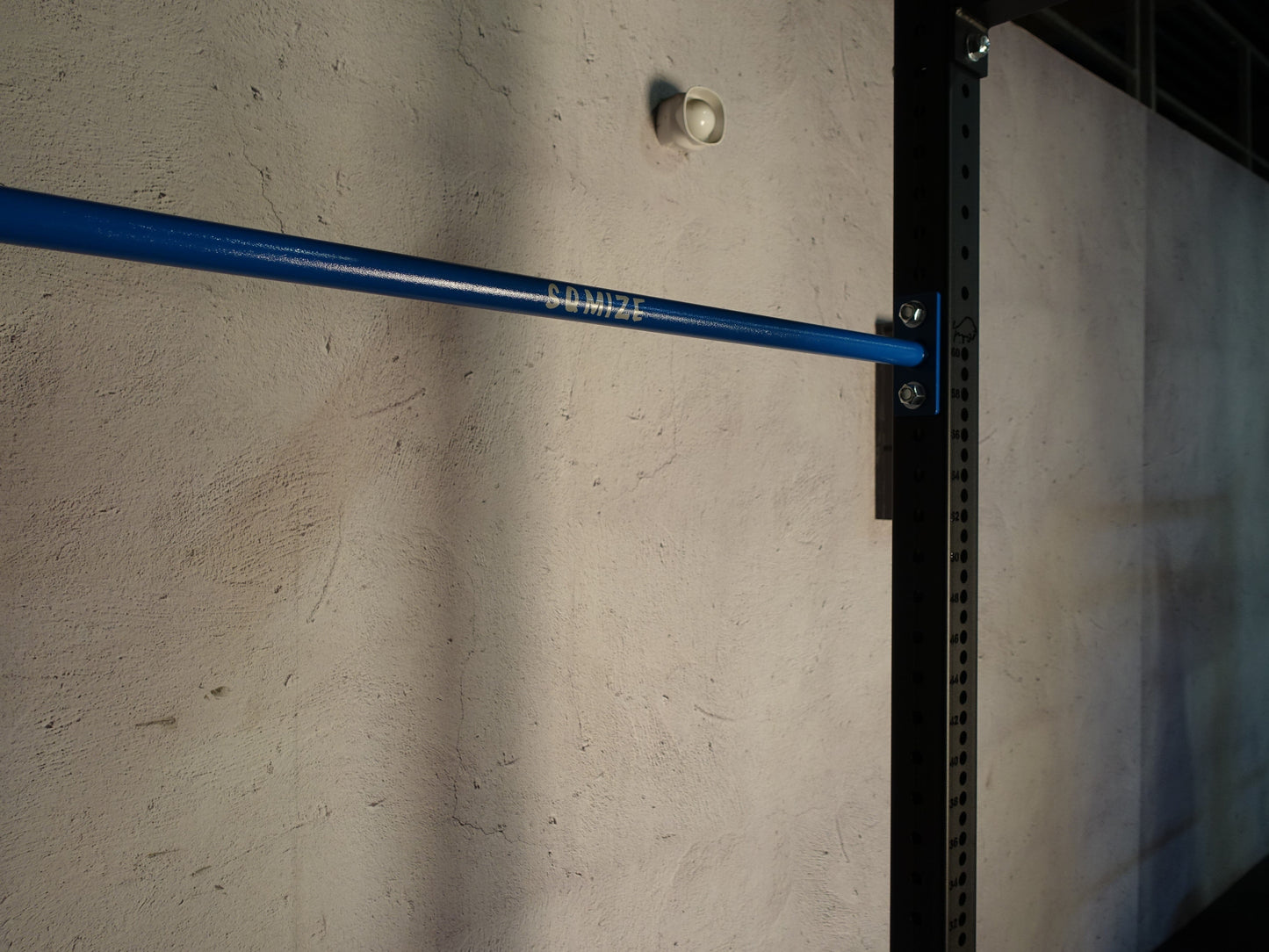 Premium Bison Pull-up Bar SQMIZE® BDB-M4 Cerakote, 110 cm www.simpleproducts.at Blue Hawaiin River 